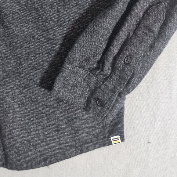 Team Canada button down shirt women's size S grey Olympic Official Outfit - Picture 9 of 11